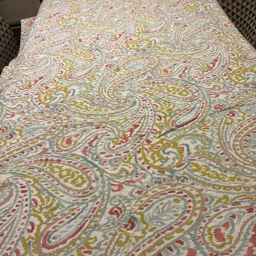 CYNTHIA ROWLEY Bright Colorful Beautiful Floral Rectangle Tablecloth 72